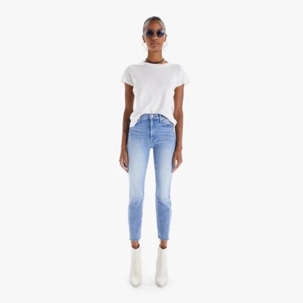 MOTHER - High Waisted Looker Ankle Fray in DEEP BREATHS - SIZE 24